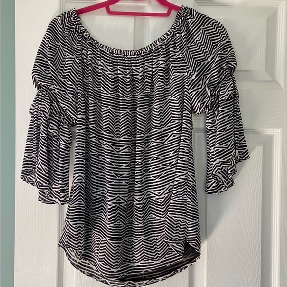 Zebra print off the shoulder top - Picture 3 of 3